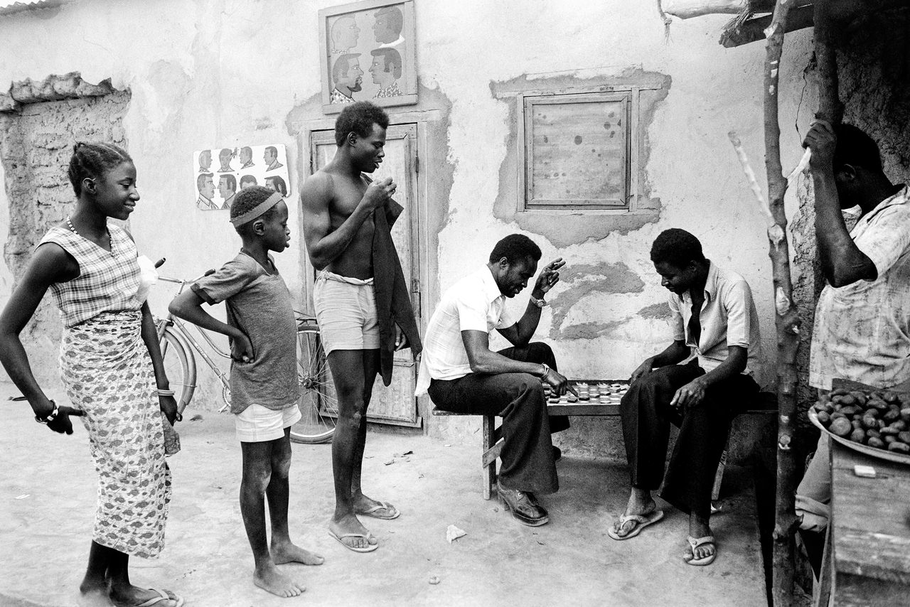 031 Gioco di dama, Alto Volta, odierno Burkina Faso, 1978