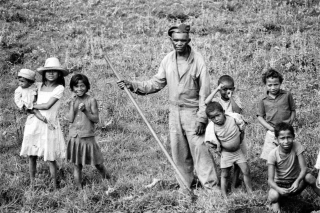 035 La famiglia del contadino, Madagascar, 1979