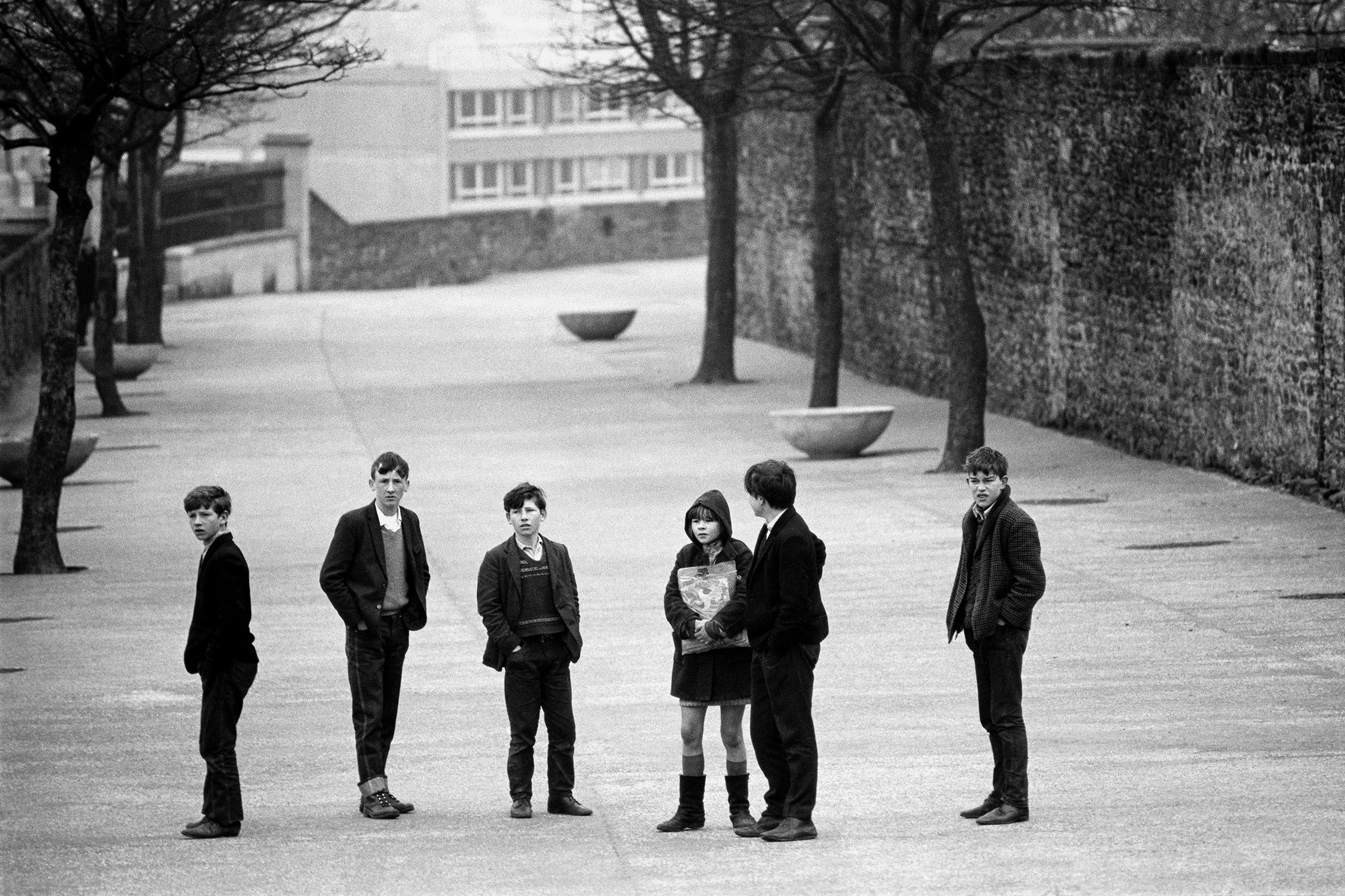 IRLANDA - 7 – Ragazzi a Londonderry, 1968